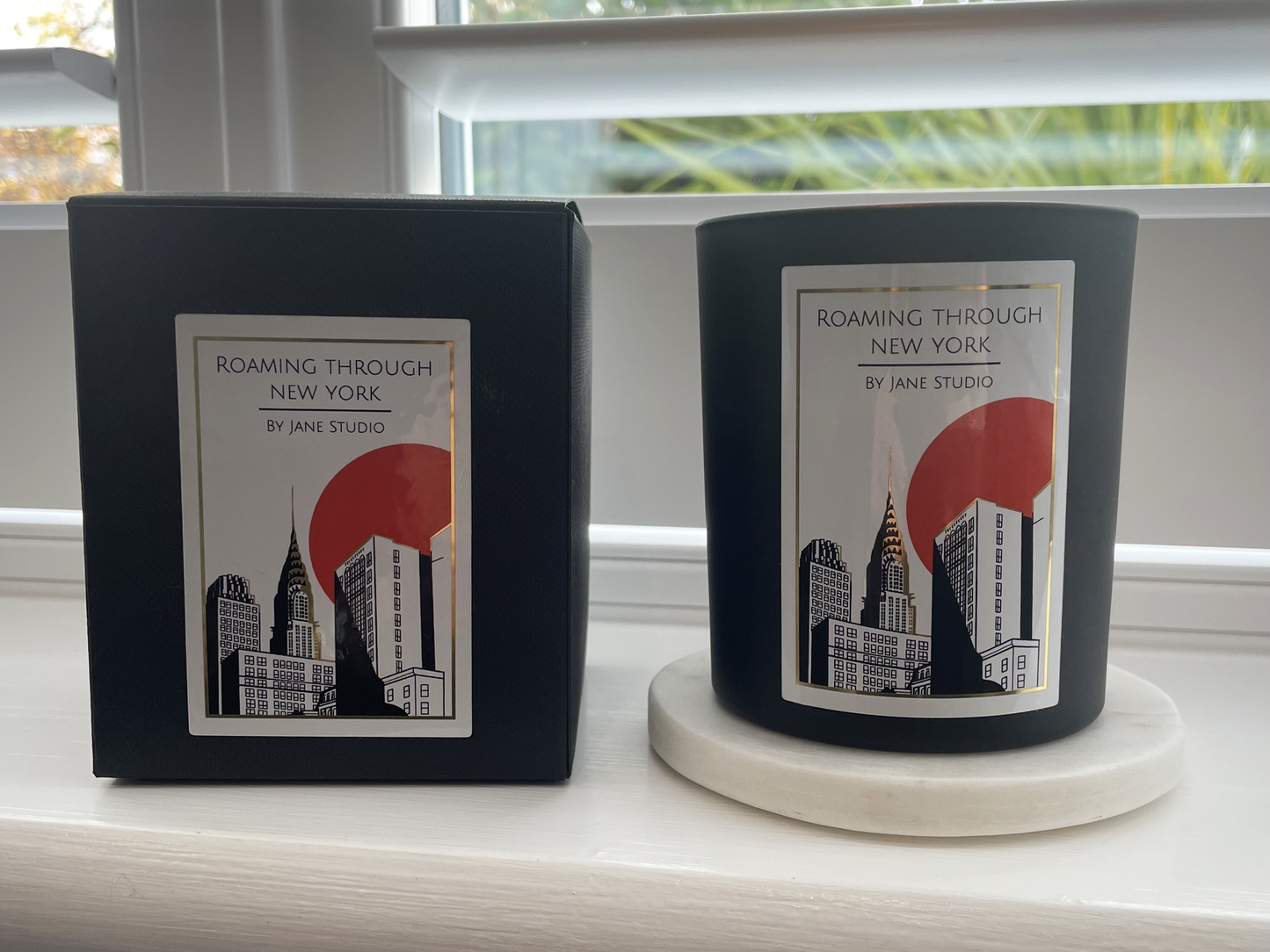 ROAMING THROUGH NEW YORK  — Soy Candle